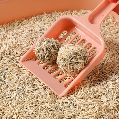 Buy Red Pink Blue Green Grey Bentonite Tofu Litter Mixed Cat Litter online manufacture